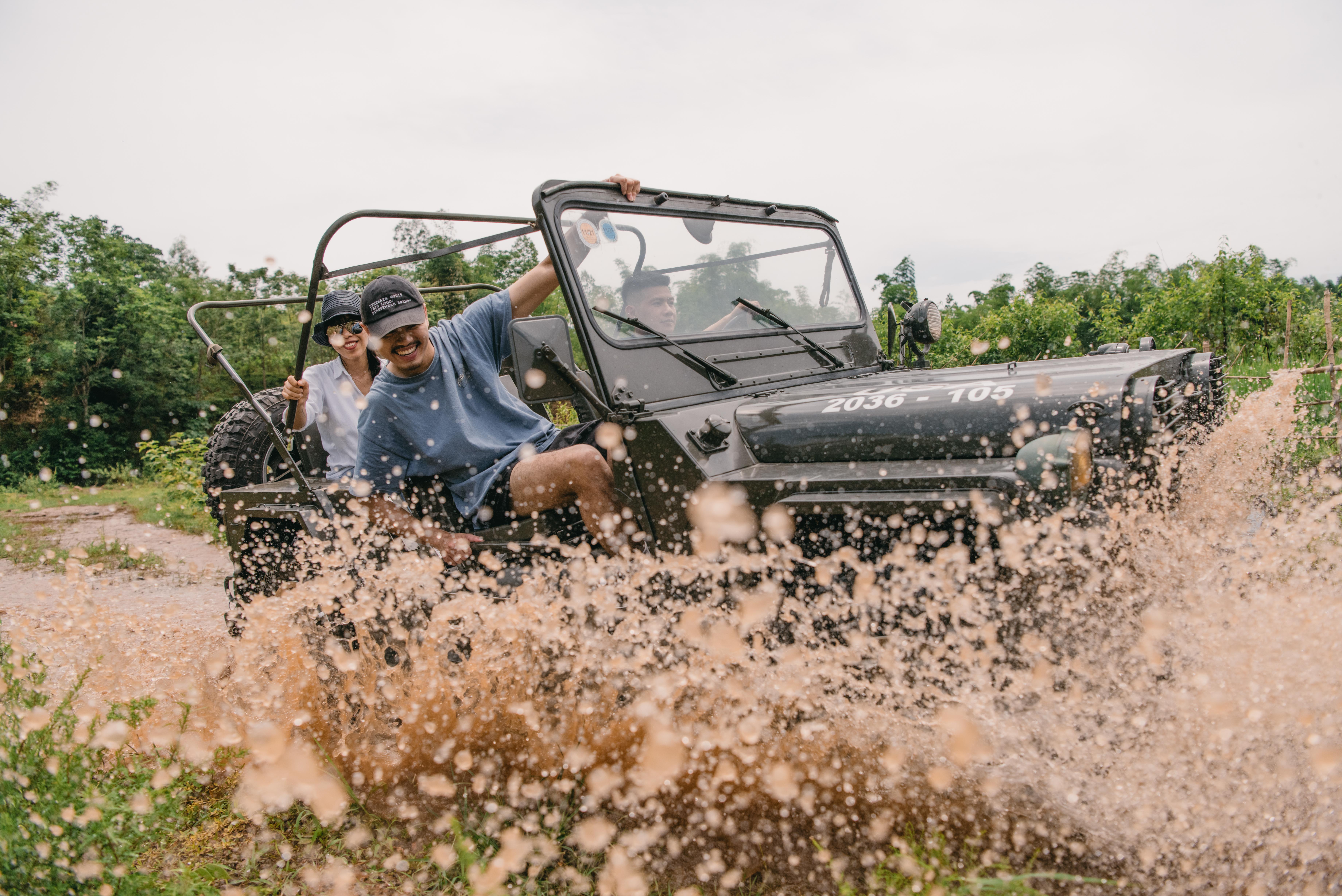 Tour xe Jeep của Avana Retreat